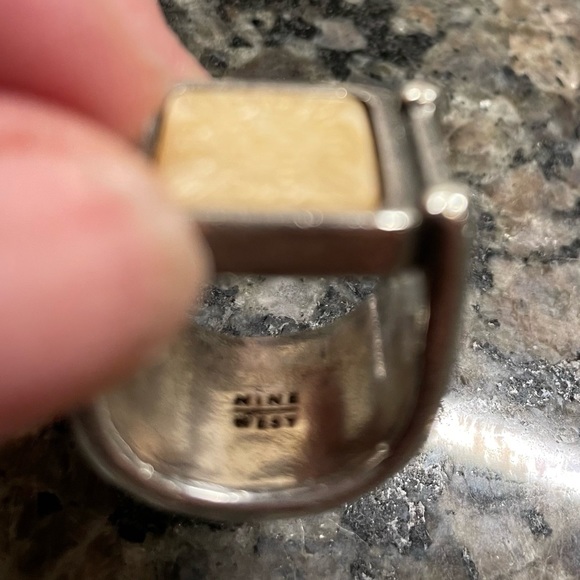 Nine West ring - Picture 4 of 8